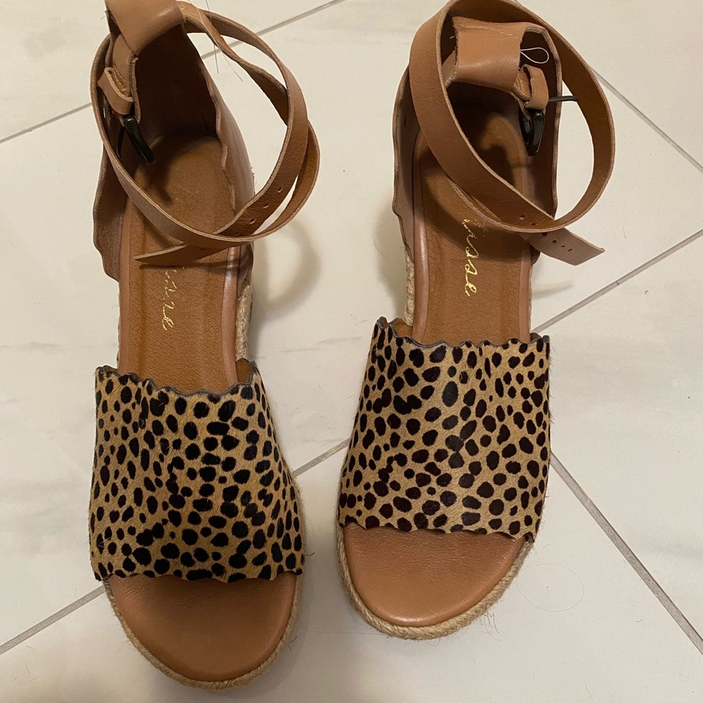 Matisse Wedge